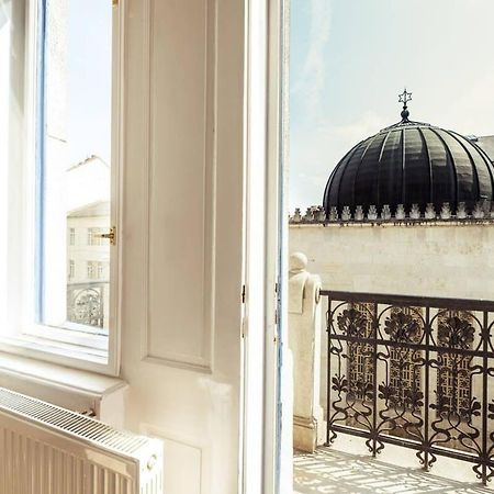 New A C Studio With View Of The Synagogue بودابست المظهر الخارجي الصورة