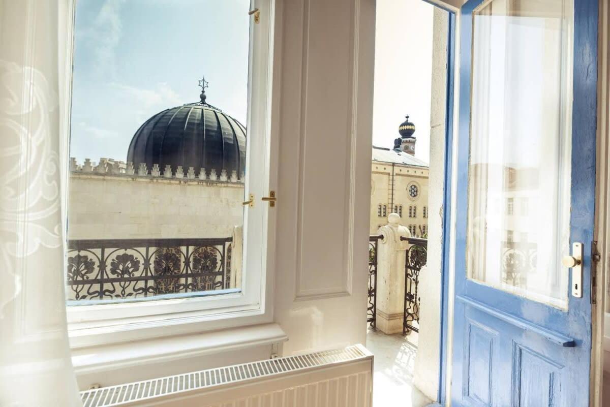 New A C Studio With View Of The Synagogue بودابست المظهر الخارجي الصورة